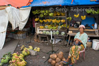 A vendor outside the Sandakan market. Eastern Sabah.