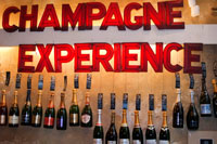 In Belgium have begun to proliferate wine bars that offer the possibility of desgustar fine wines and champagnes, domestic and import. Champagne Experience.