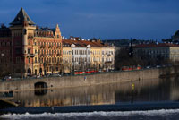 Images of the Vltava River as it passes through the Charles Bridge in Prague. The Vltava (Czech: Vltava, in German: Moldau; Polish: We? Tawa) is the longest river in the Czech Republic. Born in the Czech part of the Bohemian Forest, passing by? Eský Krumlov? Eské Bud? Jovice and Prague, and finally joins the Elbe at M? Lnik. Its length is 430 km and irrigates an area of ??approximately 28 000 km ², at its confluence carries more water than the Elbe, but joins at right angles to its course, it seems a tributary.