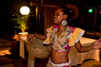 Dances from the island of Reunion. The traditional music is Sega des Mascarene Islands (Reunion Island Mauritius et) and stems from the slaves brought from different countries (Africa, India, etc..) By European settlers. It can be considered an evolution of the Traditional Music of Mauritius and the music of the Reunion with European dance music like polka and quadrille. It closely resembles the Maloya, traditional dance Reunion Island. In its modern forms, has been combined with other genres such as jazz and reggae. This music emerged, like many others, oppression, sadness and suffering, and the need to externalize feelings this music was born when slaves gathered around bonfires. The Sega evolved out of the culture of the western Indian Ocean islands, as a fusion of European and African elements in the middle of the eighteenth century. Some Folk instruments employed in this genus are hand drum (moutia), the triangle rattle maravane, bobre ravanne and bow. The traditional musical form was heavily improvised and intensely emotional. Some authors cite this genre as coming specifically from Rodrigues Island. In this type of music predominantly African rhythm, and not so predominance of other musical influences, but it is always sung in Creole, the language of the people. (There Segas translated and sung in other languages??, but that is not the authentic Sega). There are two major types of "Sega", most are melodies with bright colors and fun things speak, always using two-way vocabulary. But there are also Segas that speak of the suffering and sorrow suffered by enslaved people.