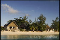 Beachfront Cottages - Hotel Fernandez Bay Village - Cat Island. Bahamas