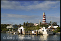Lighthouse Hope Town - Elbow Cay - Abacos.