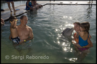 UNEX. Program "Meet the Dolphin" - Sanctuary Bay - Grand Bahama.