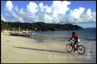 Cycle to the beach. Bulabog beach. The bicycle is the most widely used means of transport on the island. Boracay.